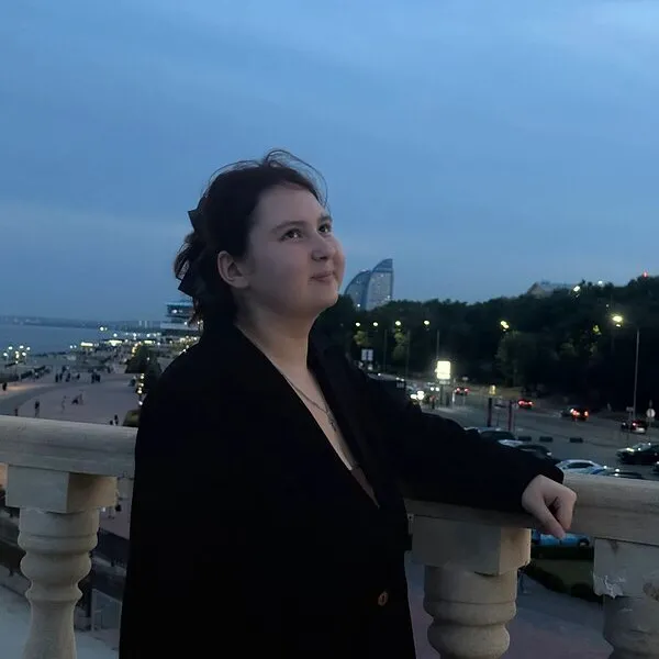 Полина